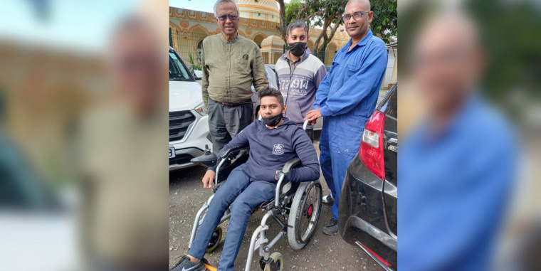 Ahnas Abdool Careem a récupéré son fauteuil roulant motorisé
