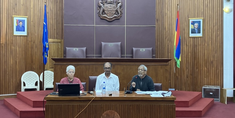 A state of the art tribute was given to Renganaden Seeveesassen on the occasion of his 65th death anniversary date